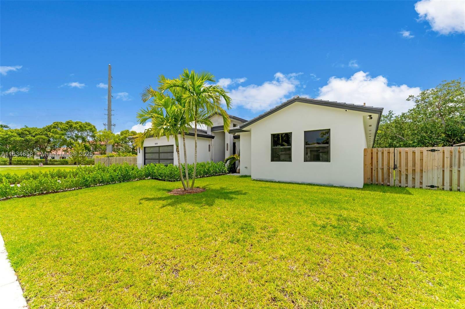 Property Photo: 8220 SW 193rd Terrace FL 33157