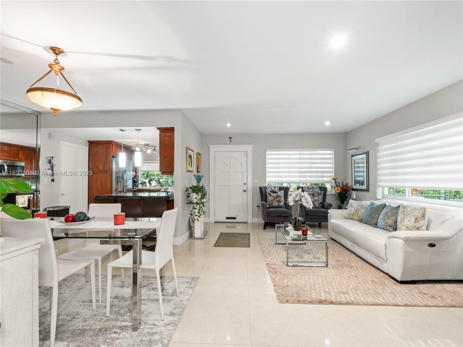 Property Photo: 826 Messina Ave FL 33134