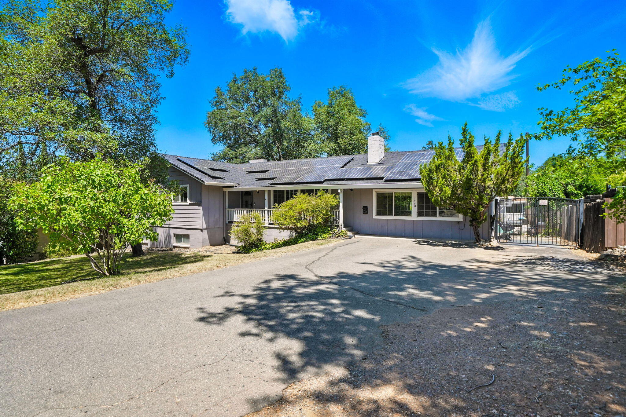 Property Photo:  1448 Carter Way  CA 96002 