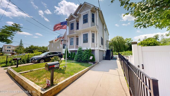 Property Photo: 602 Seaview Avenue NY 10305