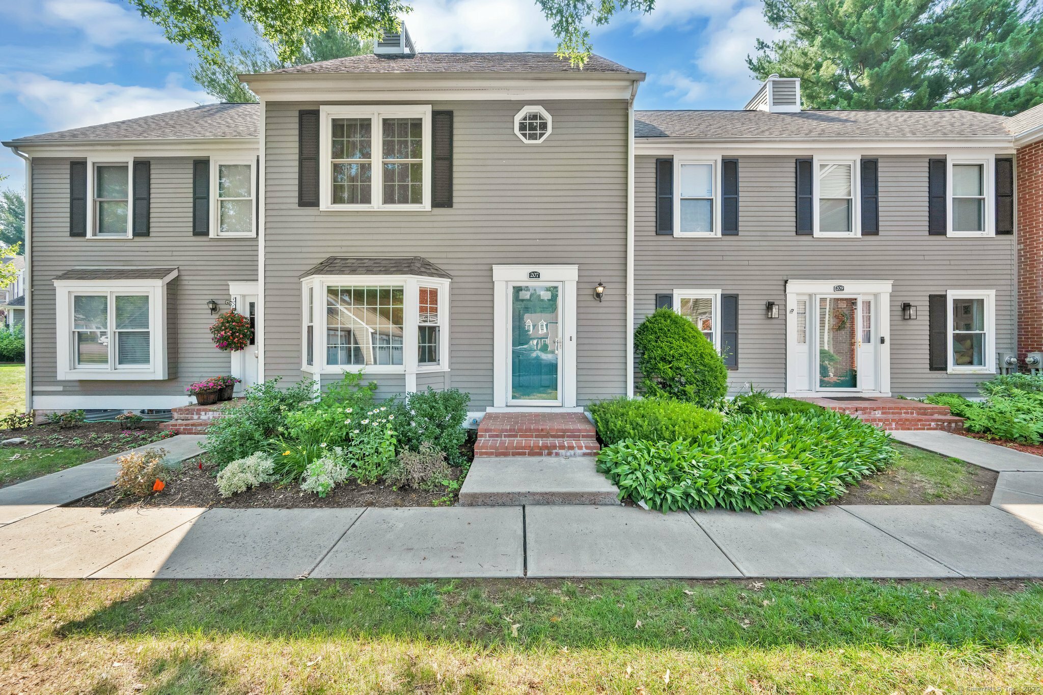 Property Photo: 207 Georgetown Drive 207 CT 06033