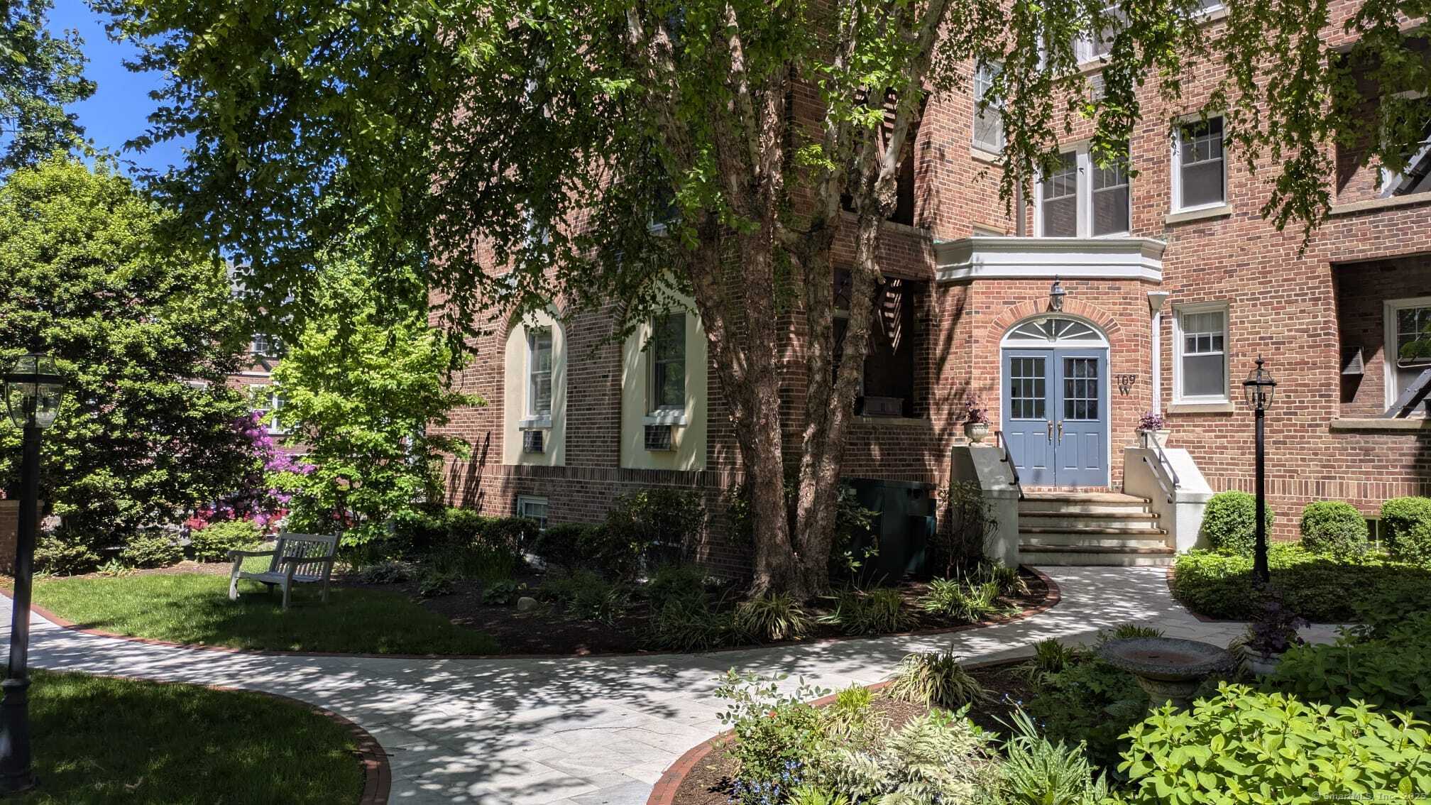 Property Photo: 169 Mason Street Apt 4D CT 06830