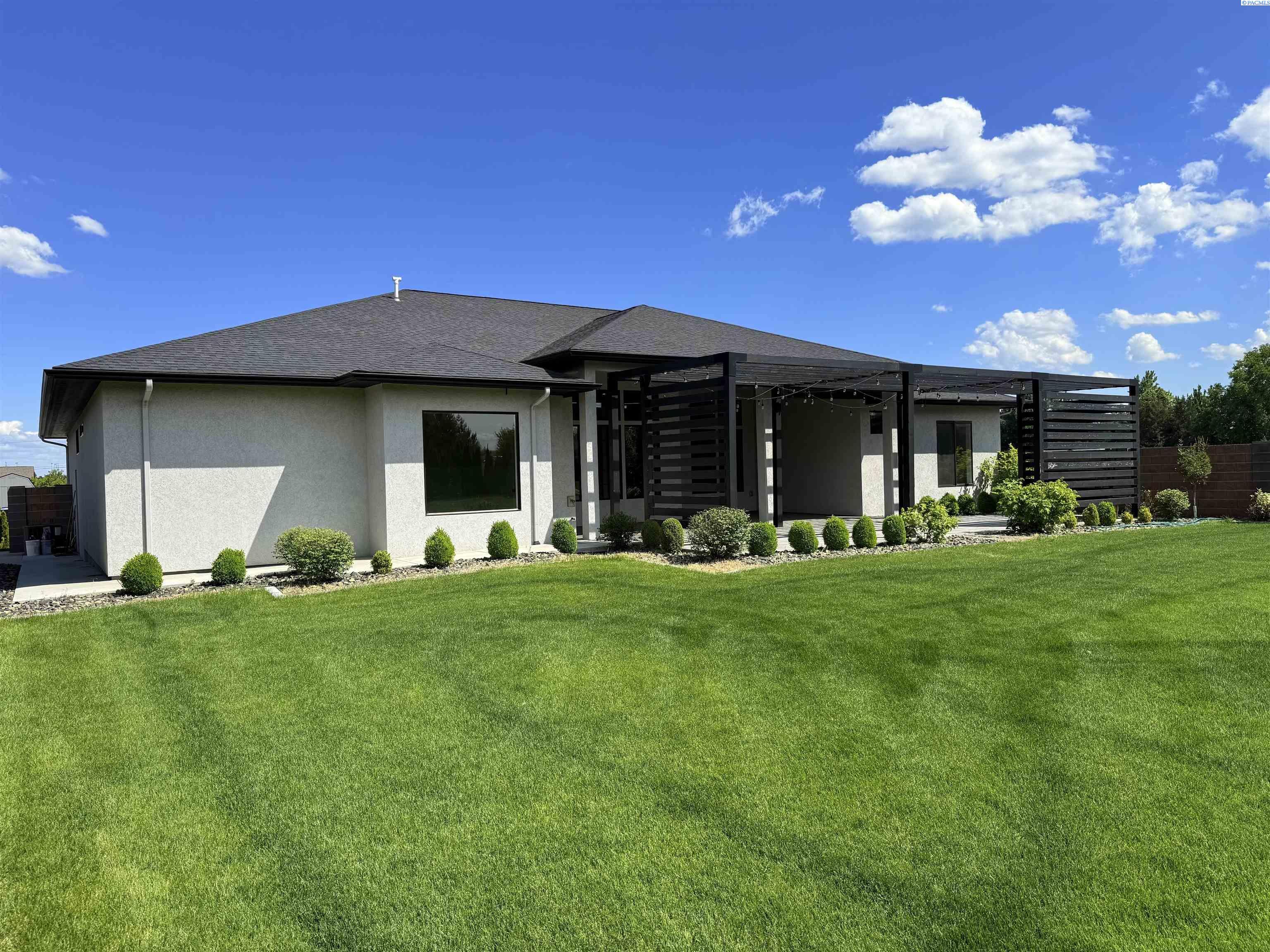 Property Photo: 3408 Royce Ln WA 99301