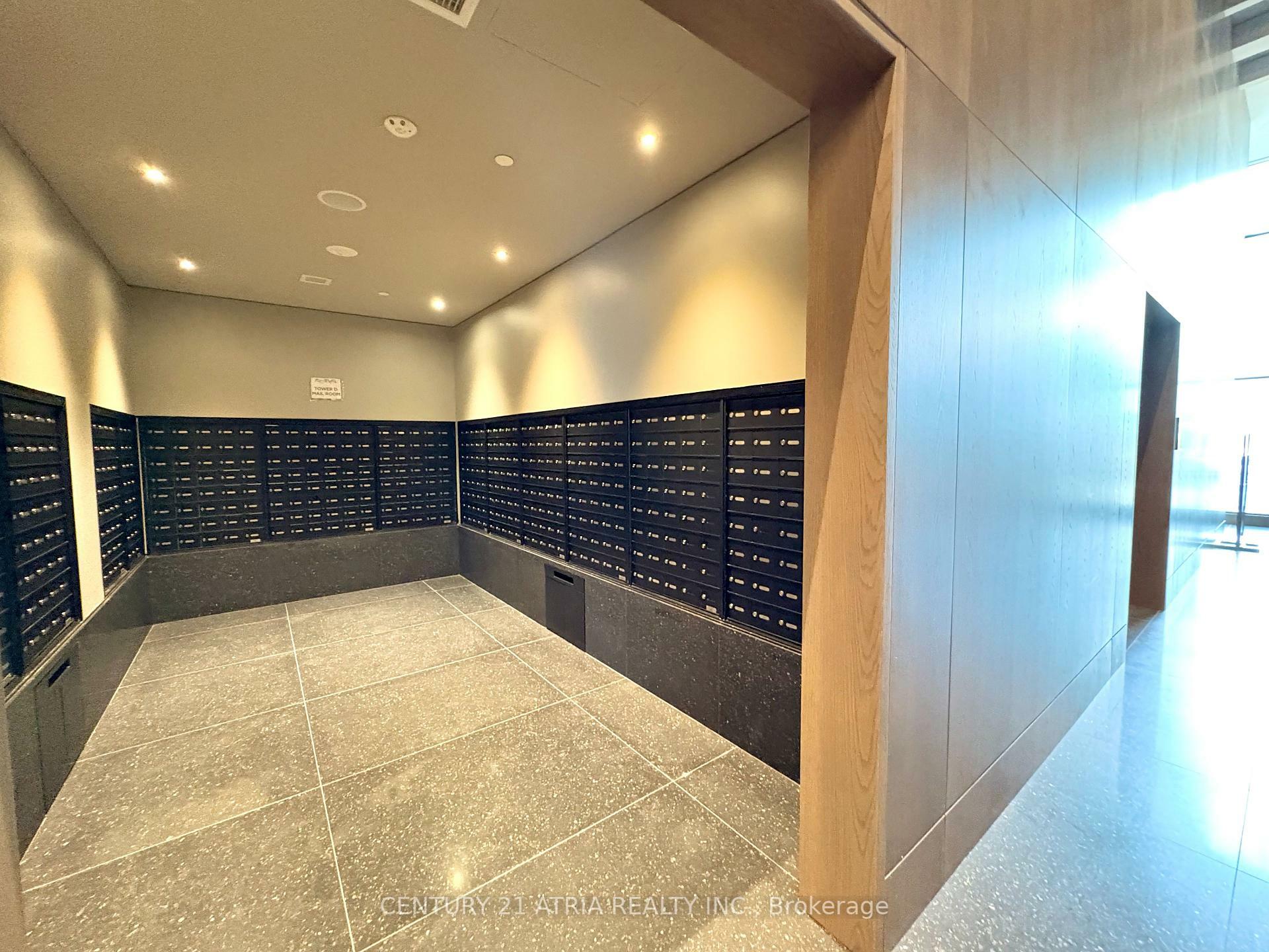 Property Photo: 28 Interchange Way N/A 805 ON L4K 0P8