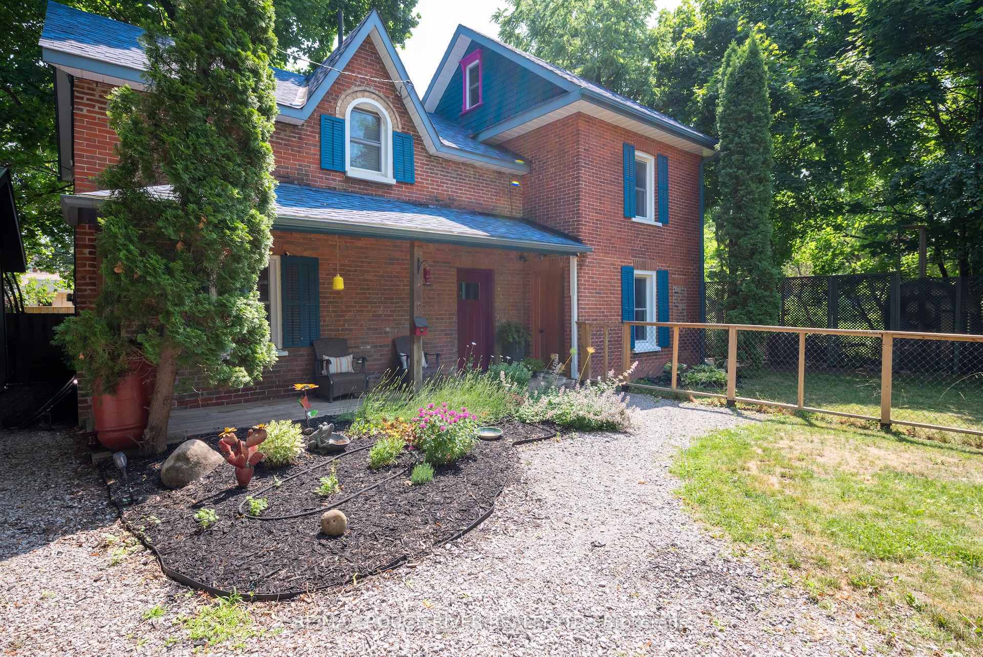 Property Photo: 469 Hopkins Avenue ON K9H 2R9