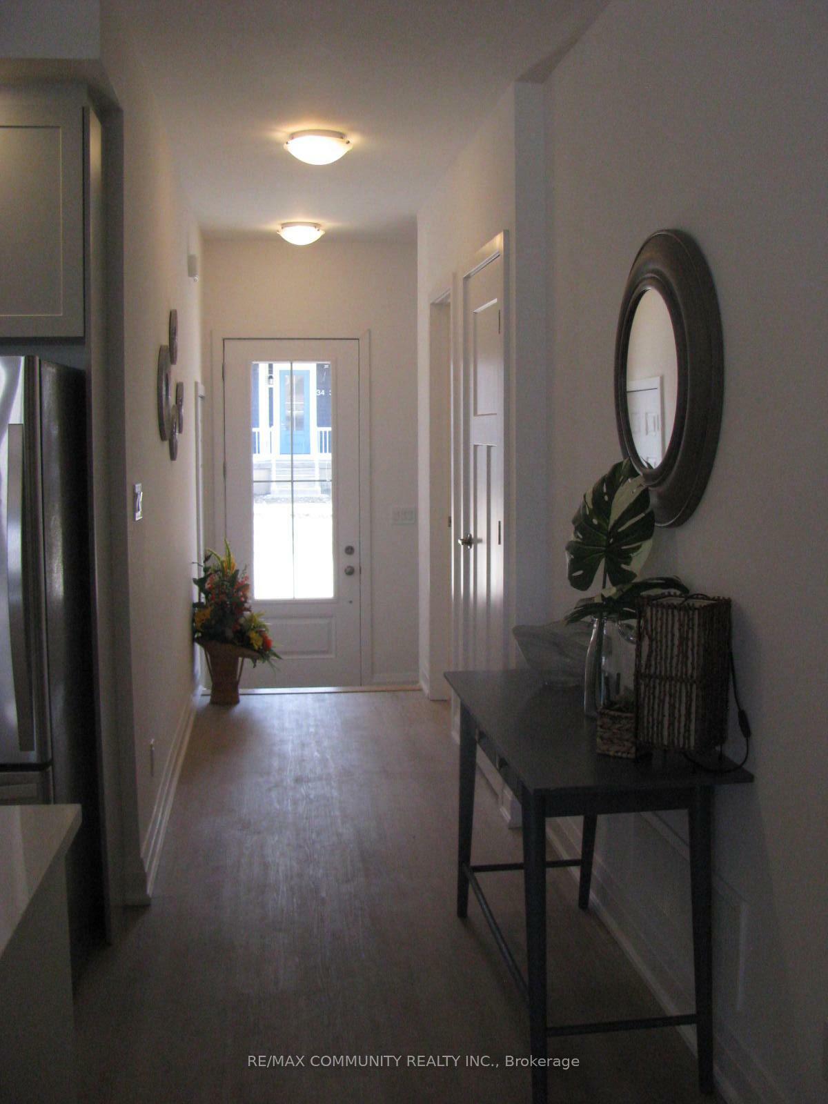Property Photo: 31 Discovery Trail 166 ON L4R 0H3