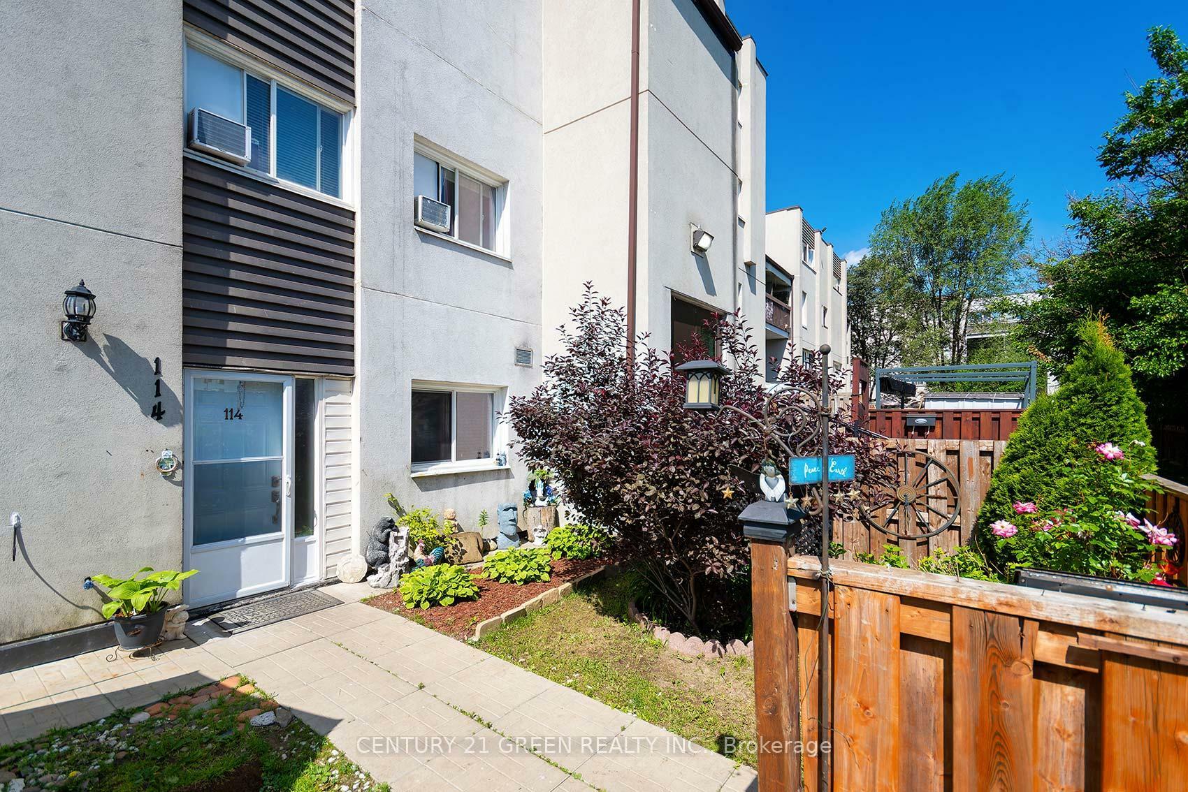 Property Photo:  3040 Constitution Boulevard 114  ON L4Y 3X7 