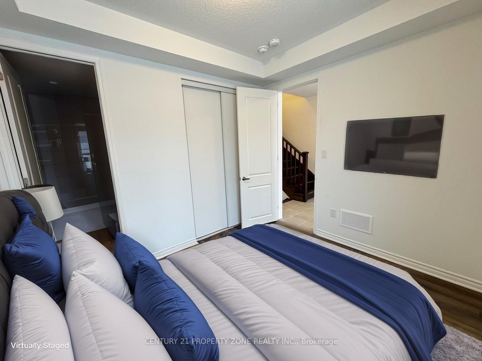 Photo de la propriété: 32 Bellasera Way ON L7C 1Z9