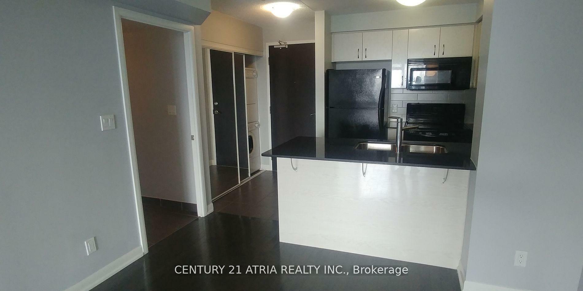 Property Photo: 5793 Yonge Street #1002 ON M2M 0A9