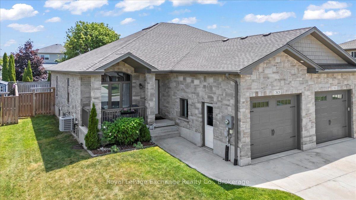 Property Photo: 313 Stickel Street ON N0H 2C1
