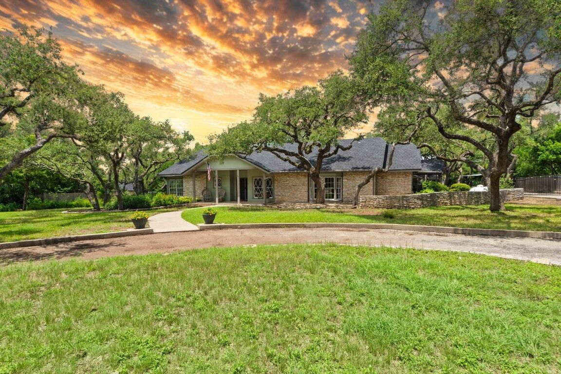 Property Photo:  11302 Centennial Trail  TX 78726 