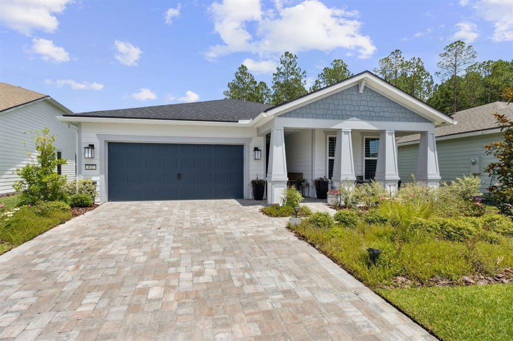 Property Photo: 832 Continuum Loop FL 32097