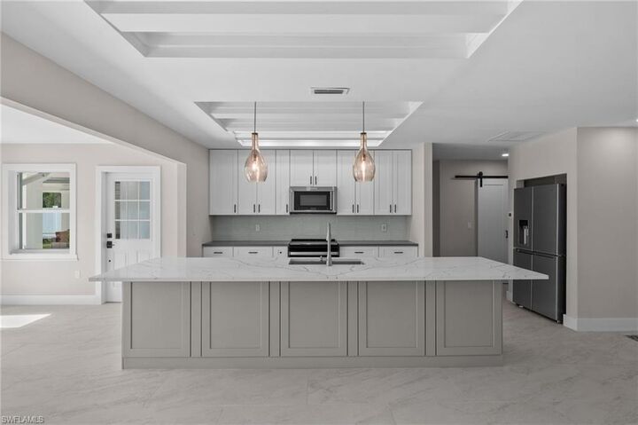 Property Photo:  27296 Buccaneer Dr  FL 34135 