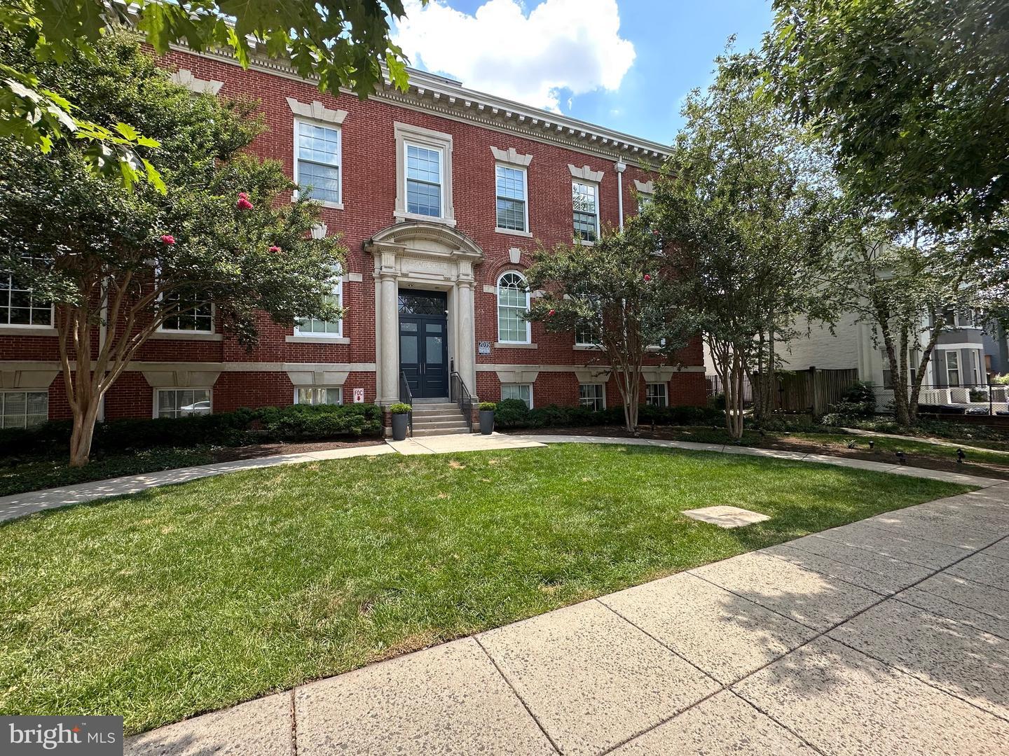 Property Photo: 2035 2nd Street NW G305 DC 20001