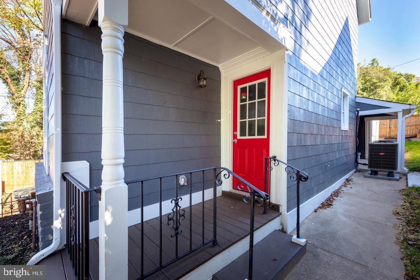 Property Photo: 2016 16th Street SE DC 20020