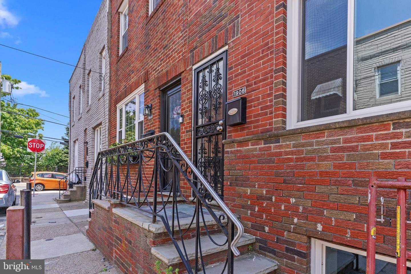 Property Photo: 1906 Durfor Street PA 19145