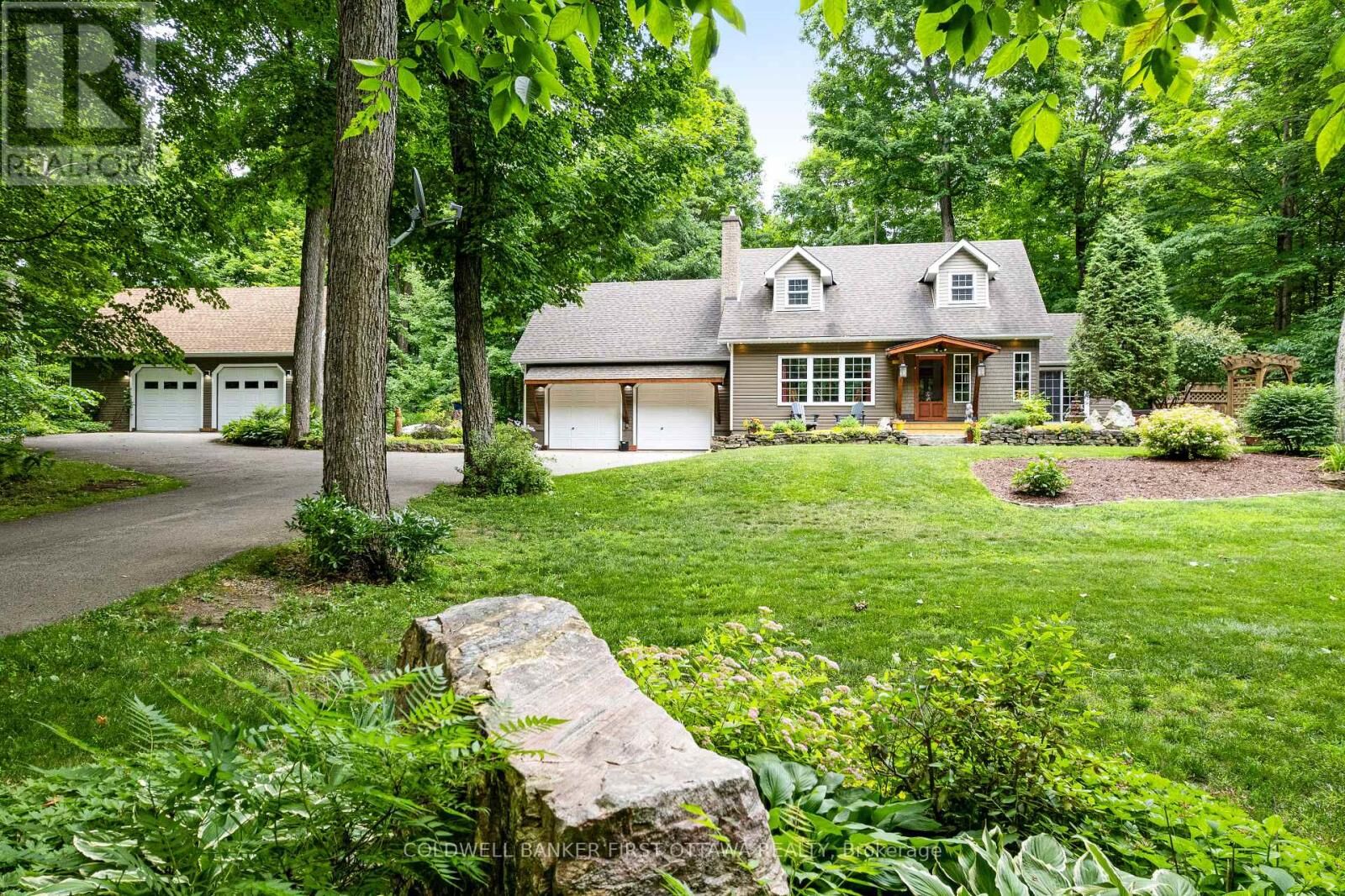 Property Photo:  99 Old Kingston Road  ON K0G 1L0 