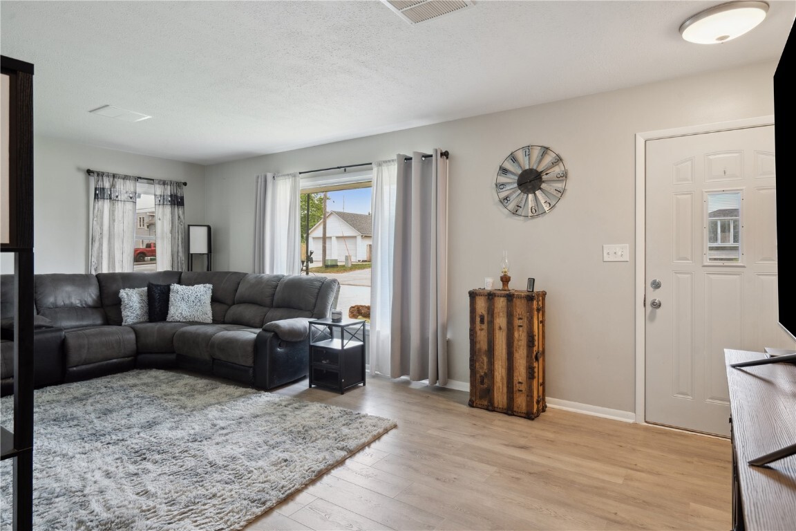Property Photo: 75 Jefferson Avenue SW IA 52238