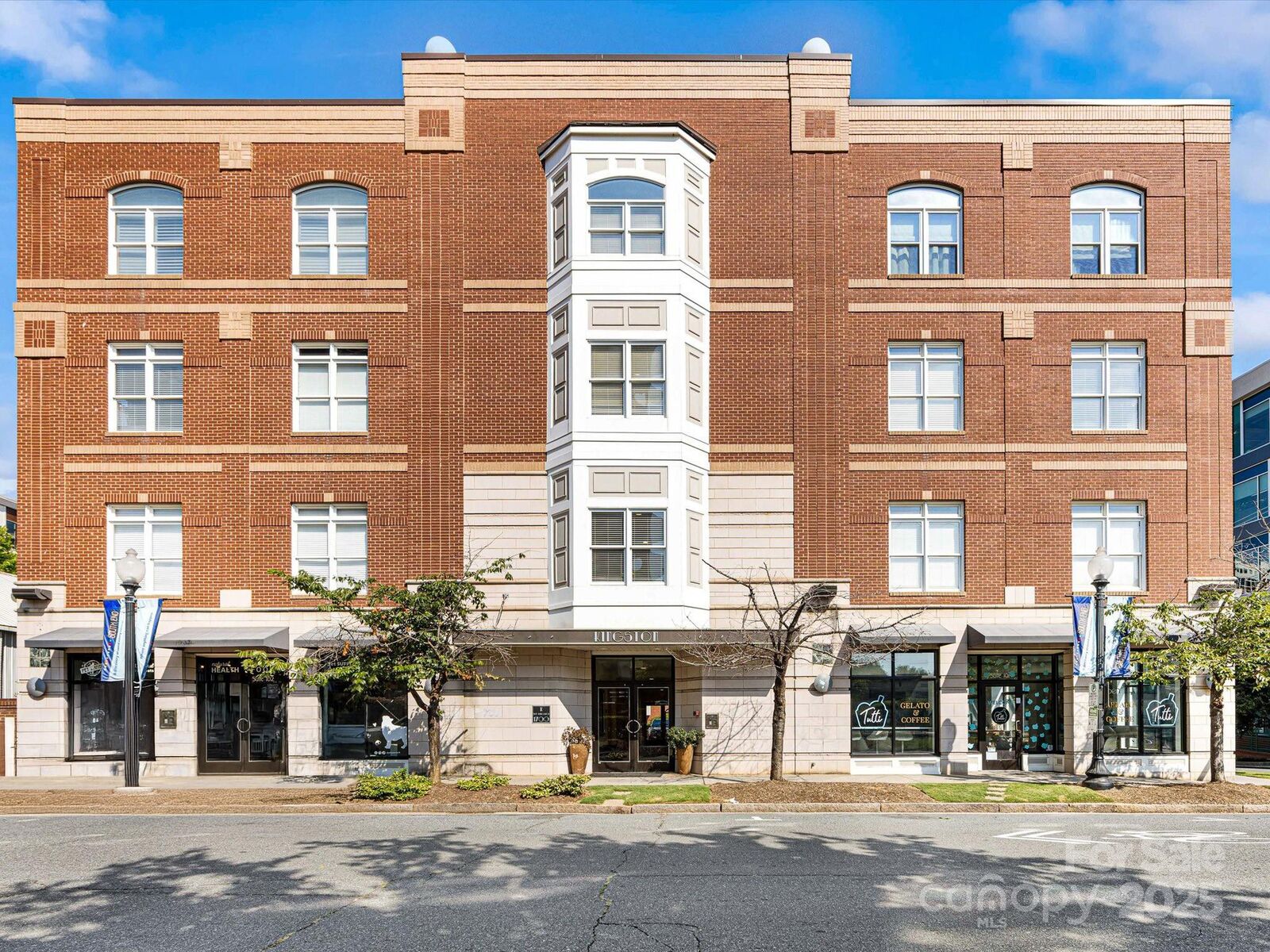 Property Photo: 1700 Camden Road 203 NC 28203