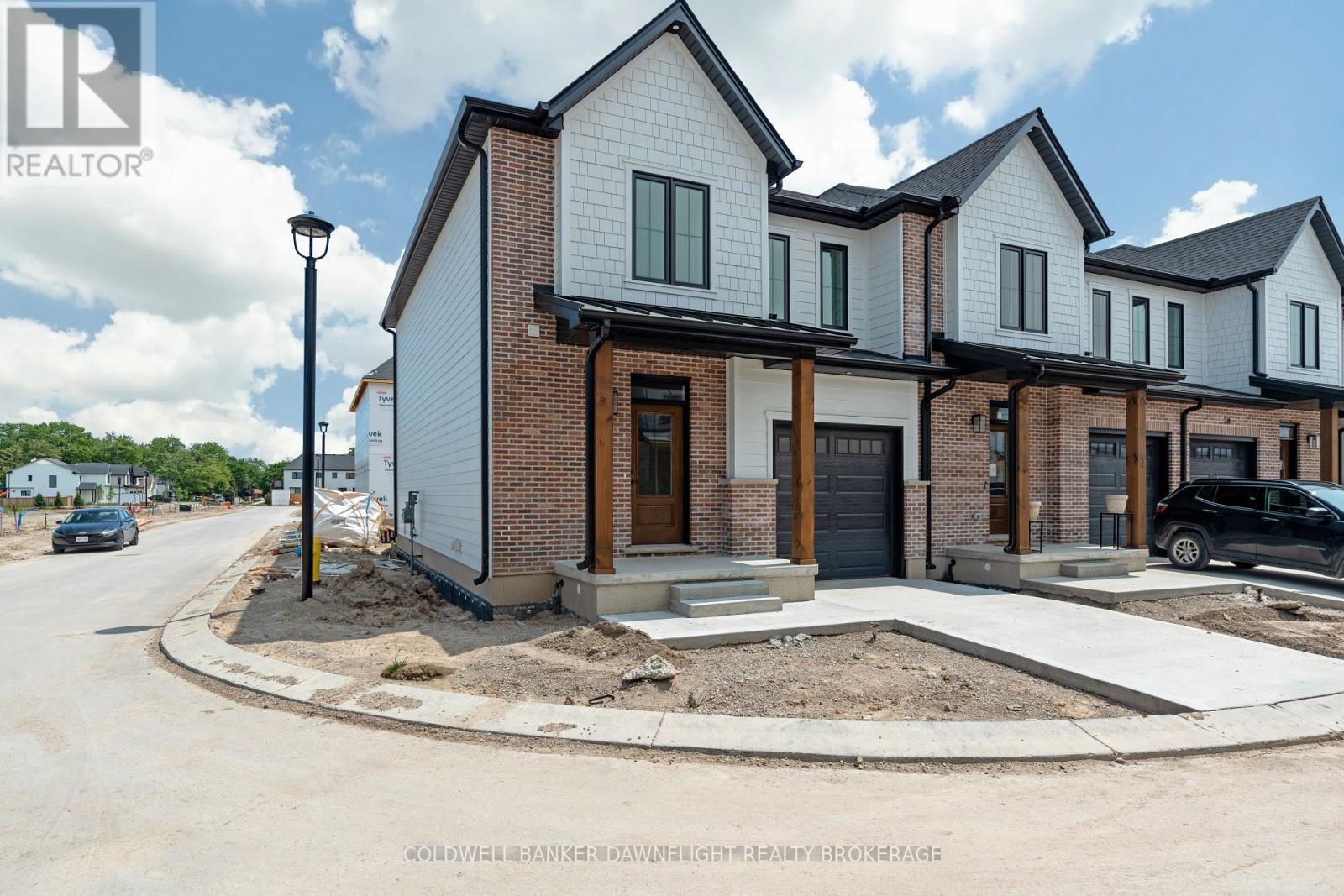 Property Photo:  147 Scotts Drive 44  ON N0M 2J0 