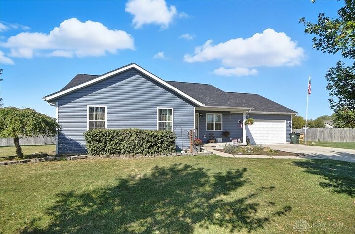 Property Photo: 204 Ivy Creek Cove OH 45335