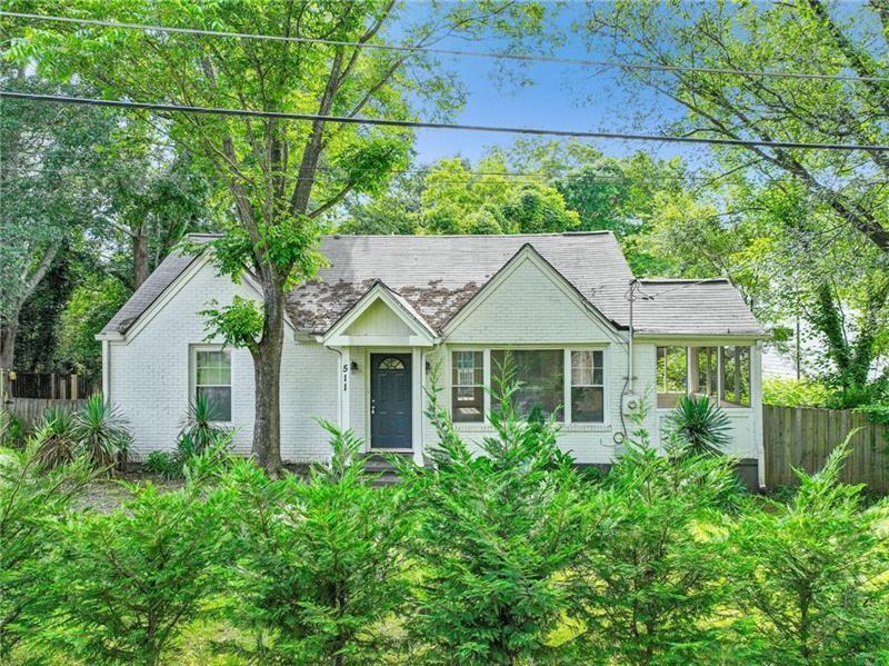 Property Photo: 511 Ashburton Avenue GA 30032