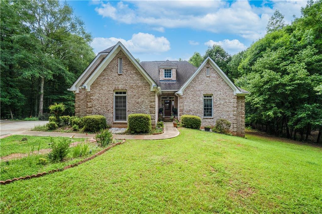 Property Photo: 20 Balfour Drive GA 30014