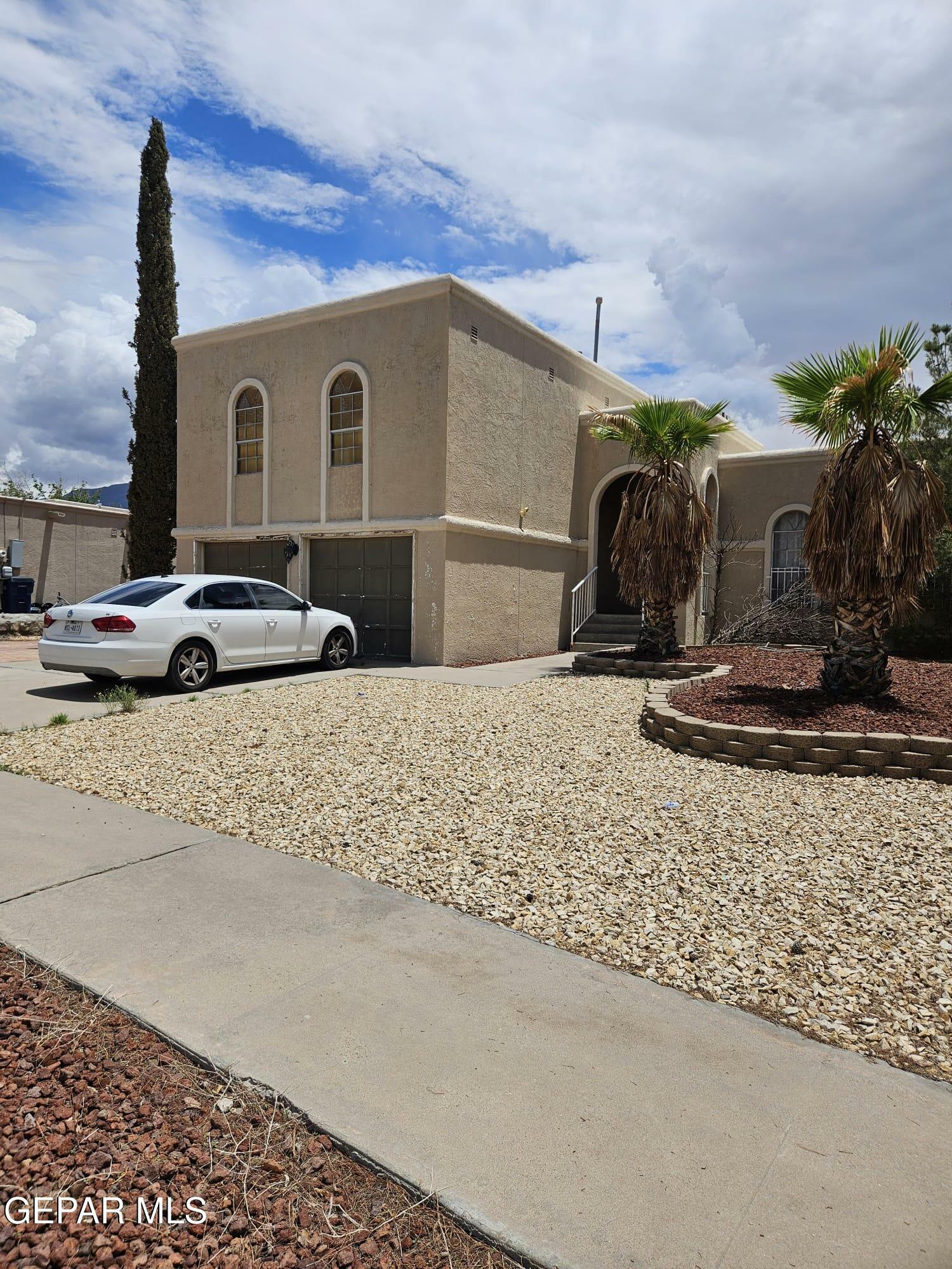 Property Photo: 704 Espolon Drive TX 79912