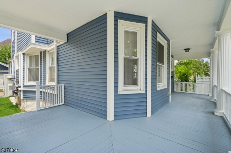 Property Photo: 622 Ridge St NJ 07104