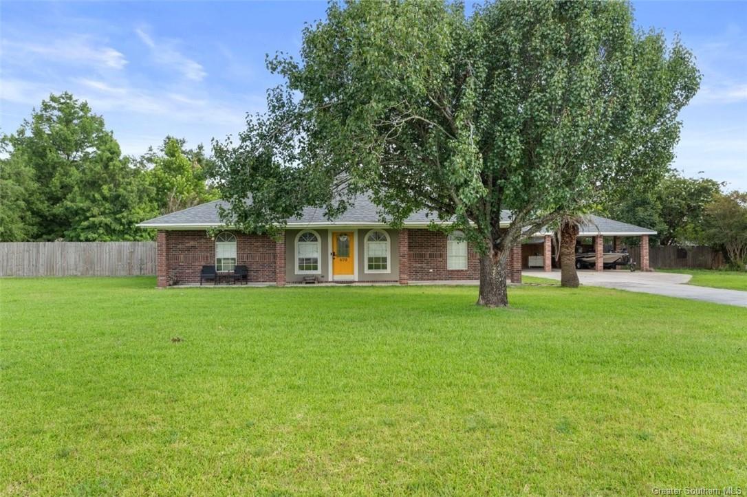 Property Photo: 670 Amber Drive LA 70611