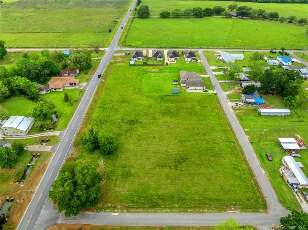 Property Photo: 0 Lot 13 S Simmons Street LA 70591