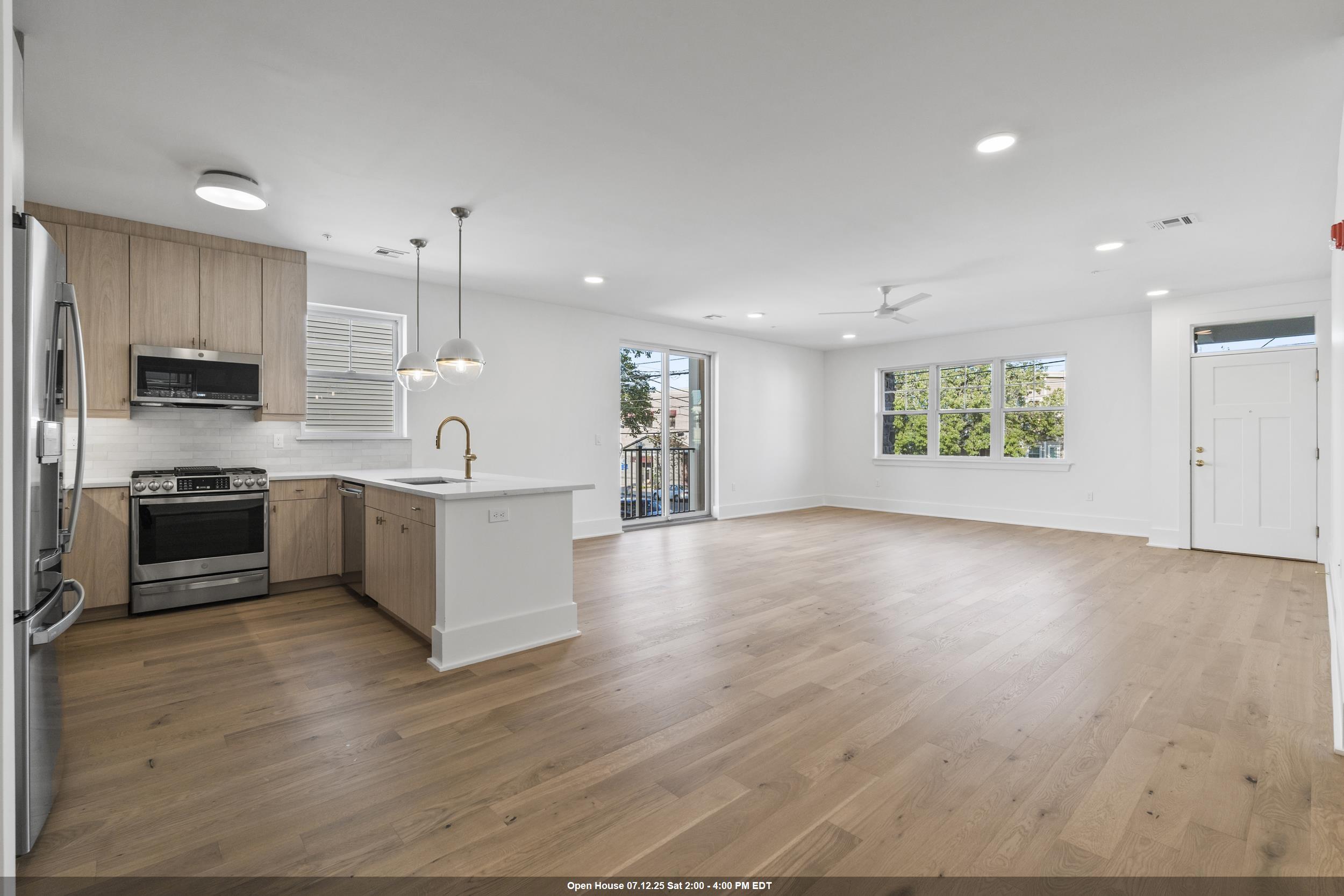 Property Photo: 525 Avenue E 2 NJ 07002