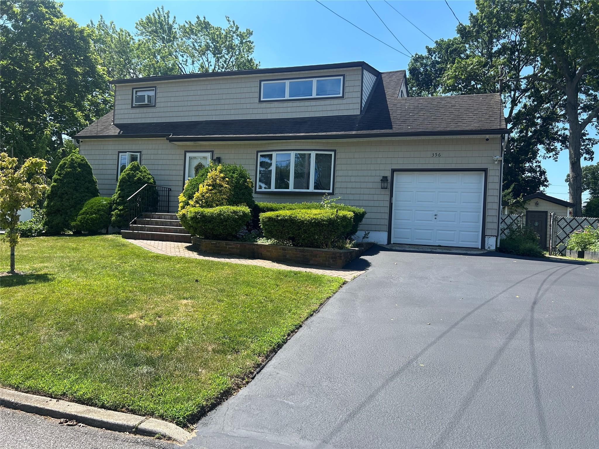 Property Photo: 356 Montgomery Avenue NY 11704