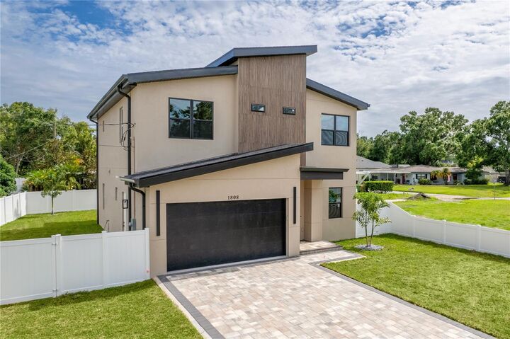 Property Photo:  1808 W Erna Drive  FL 33603