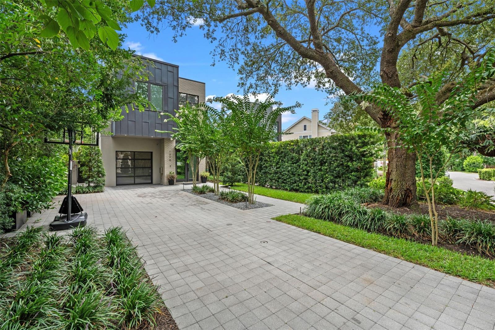 Property Photo: 1270 Arlington Place FL 32789