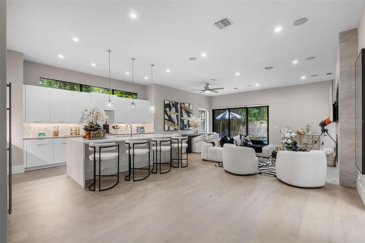 Property Photo:  1270 Arlington Place  FL 32789 