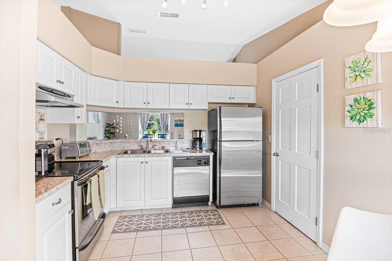 Property Photo: 146 Brad Circle FL 33880