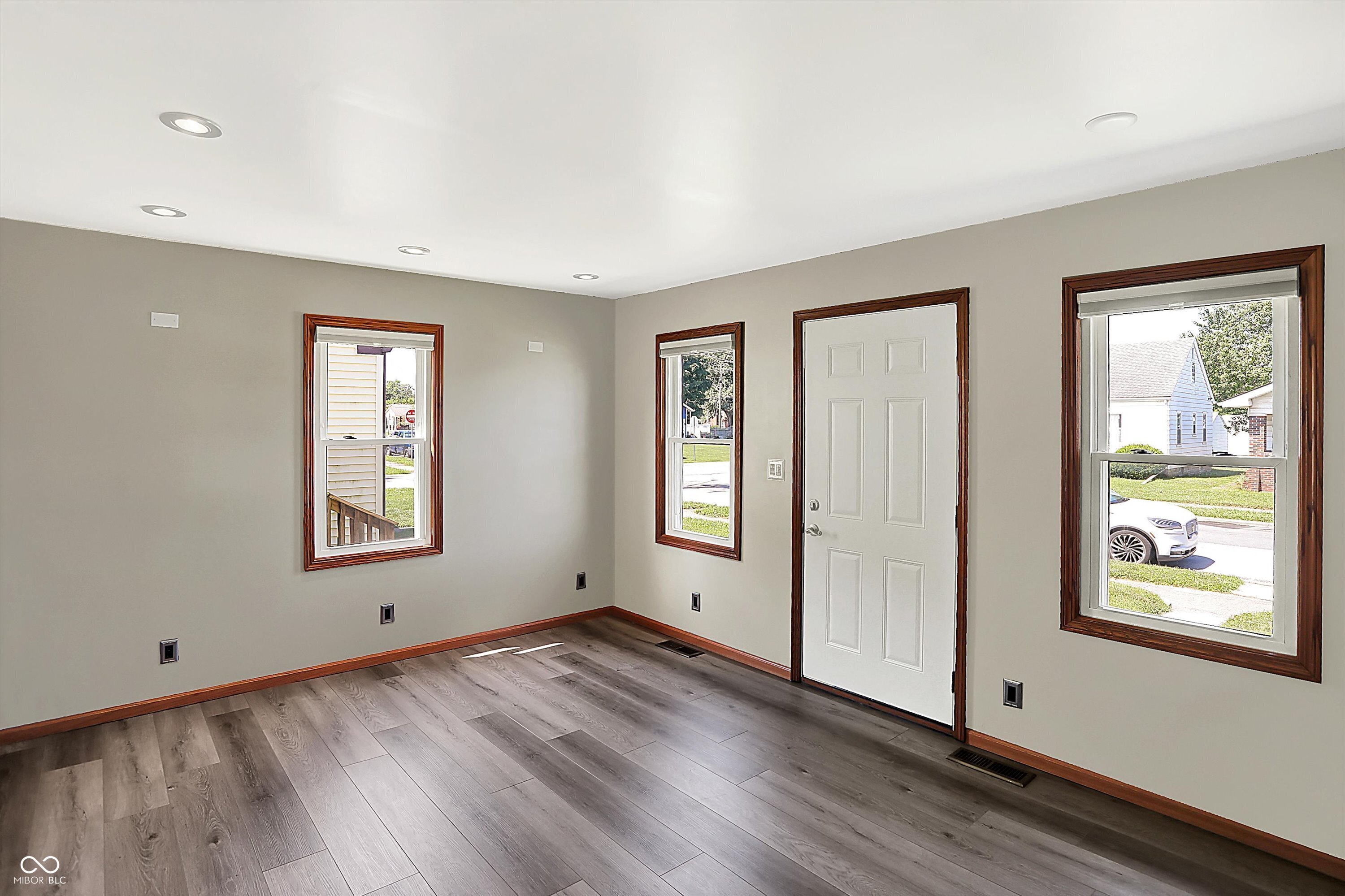 Property Photo: 153 S 8th Avenue IN 46107