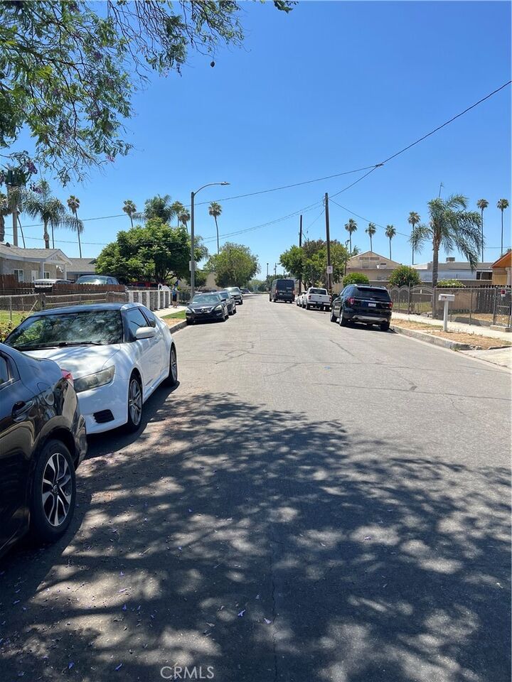 Property Photo:  246 E 12th Street  CA 91766 