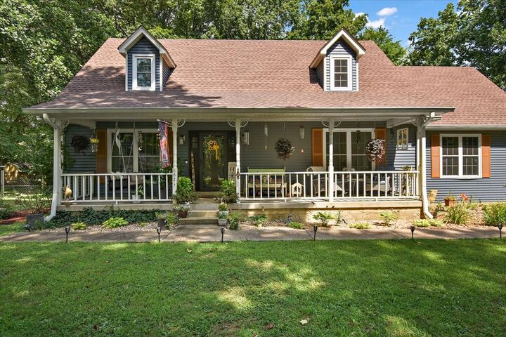 Property Photo: 625 Mag A Mor Dr TN 37083