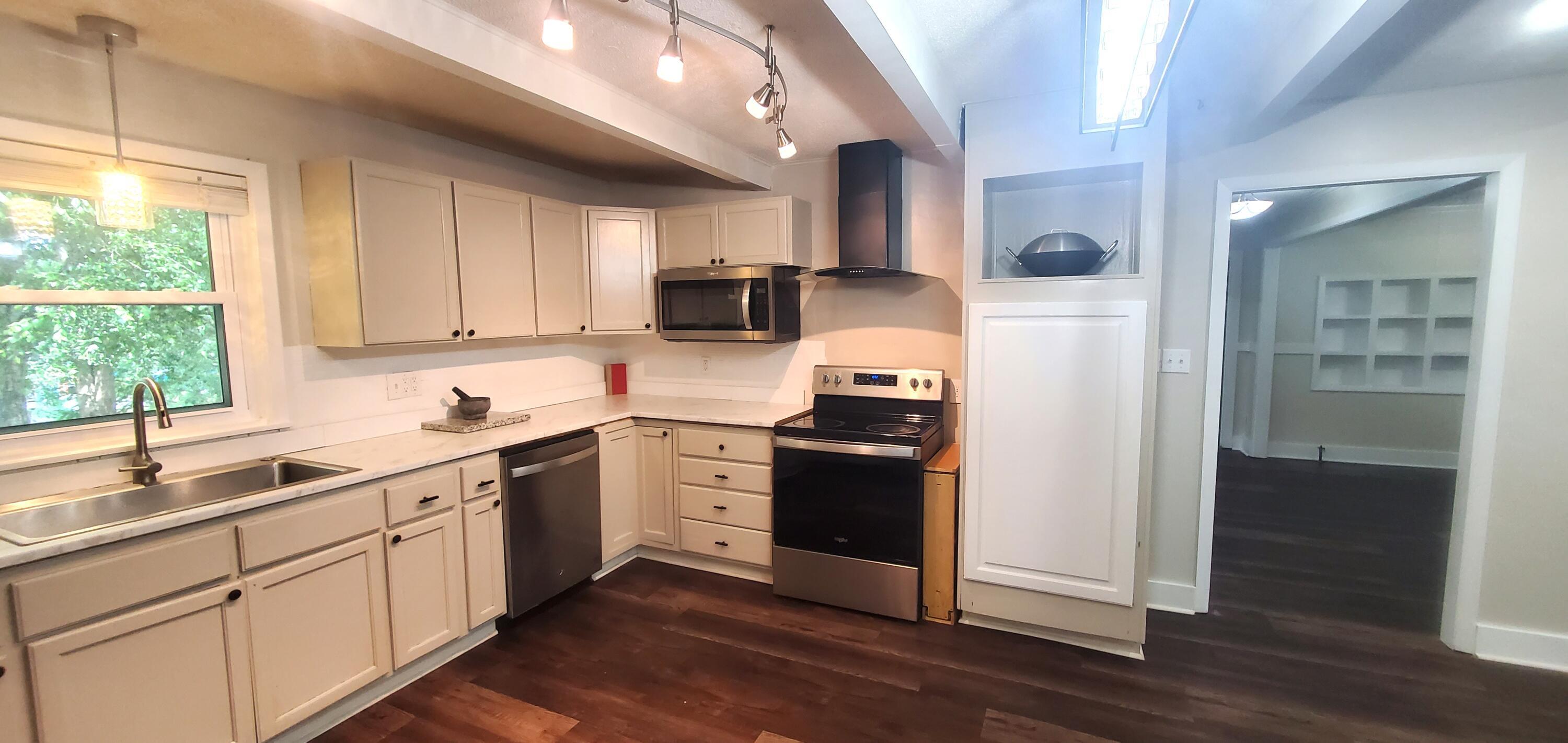 Property Photo: 4700 Highway 363 MS 38855