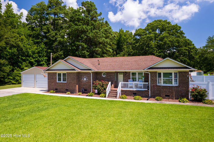 Property Photo:  1205 Harvey Point Rd Road  NC 27944 