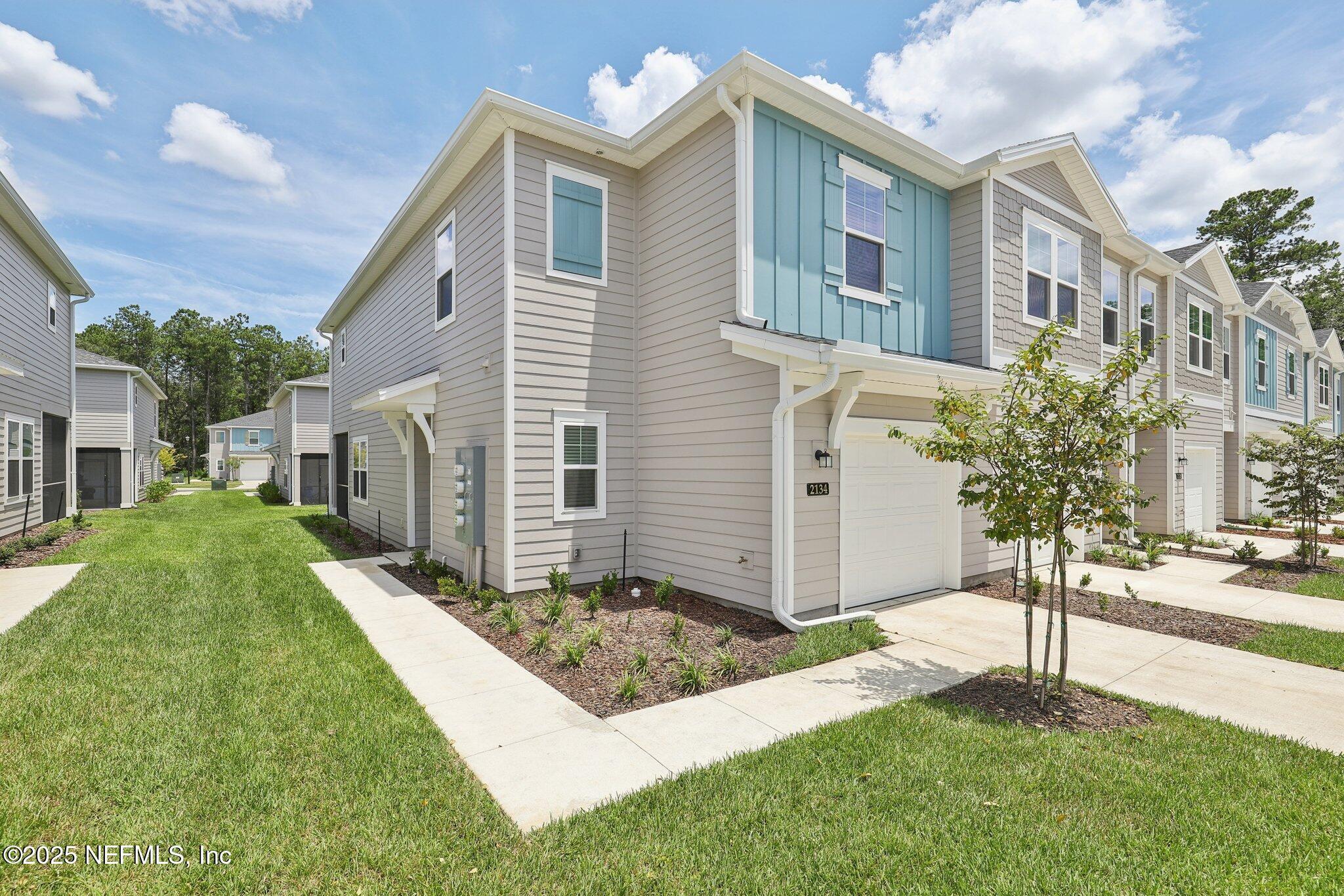 Property Photo: 2134 Windward Cay Lane FL 32068