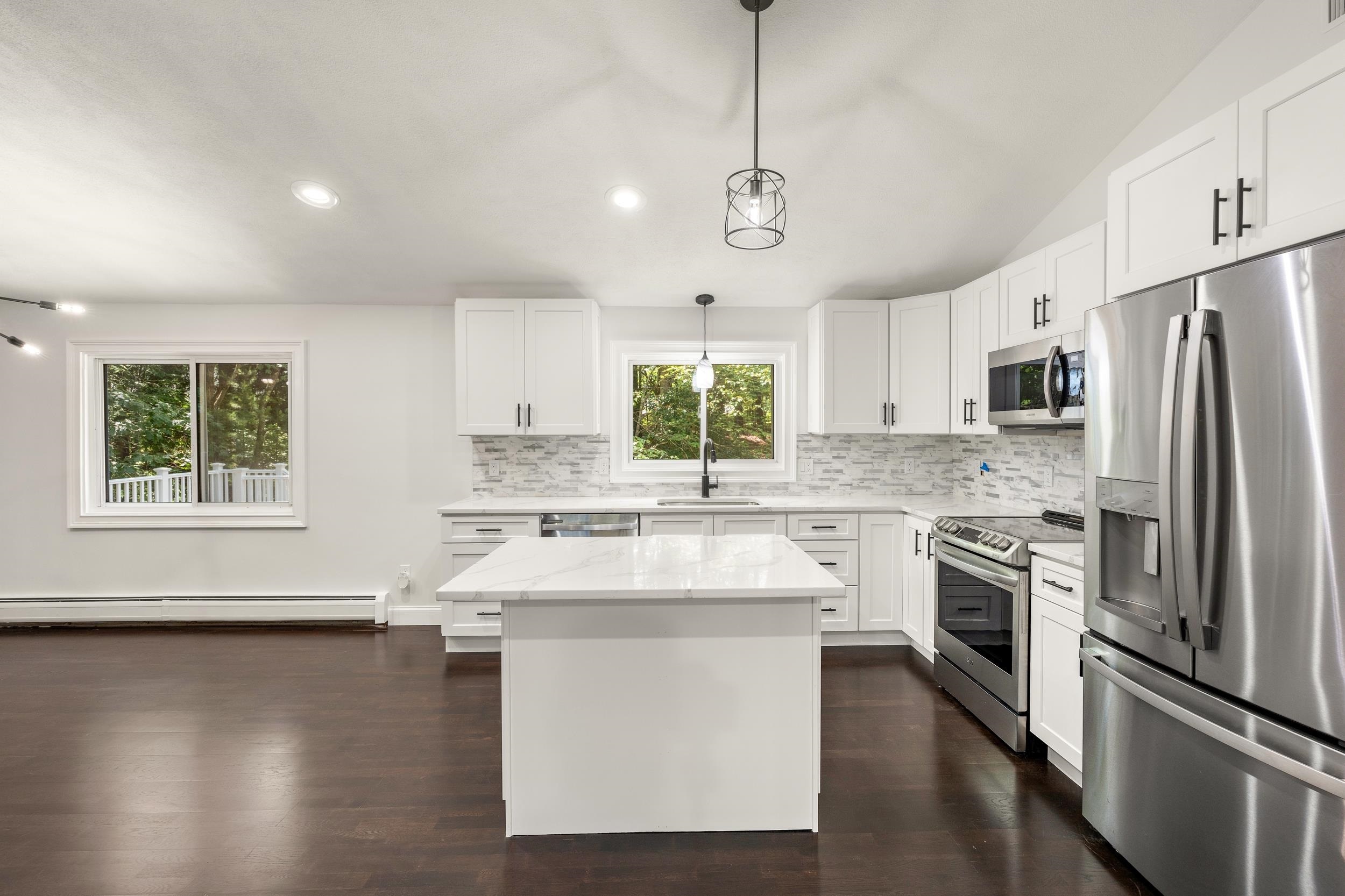 Property Photo: 4 Castle Hill Road NH 03087
