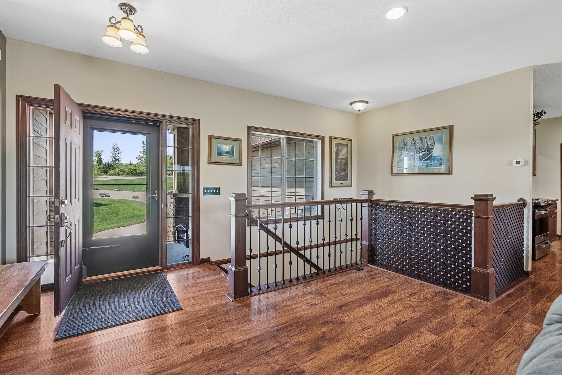 Property Photo:  1530 Cottonwood Trail  MN 56071 