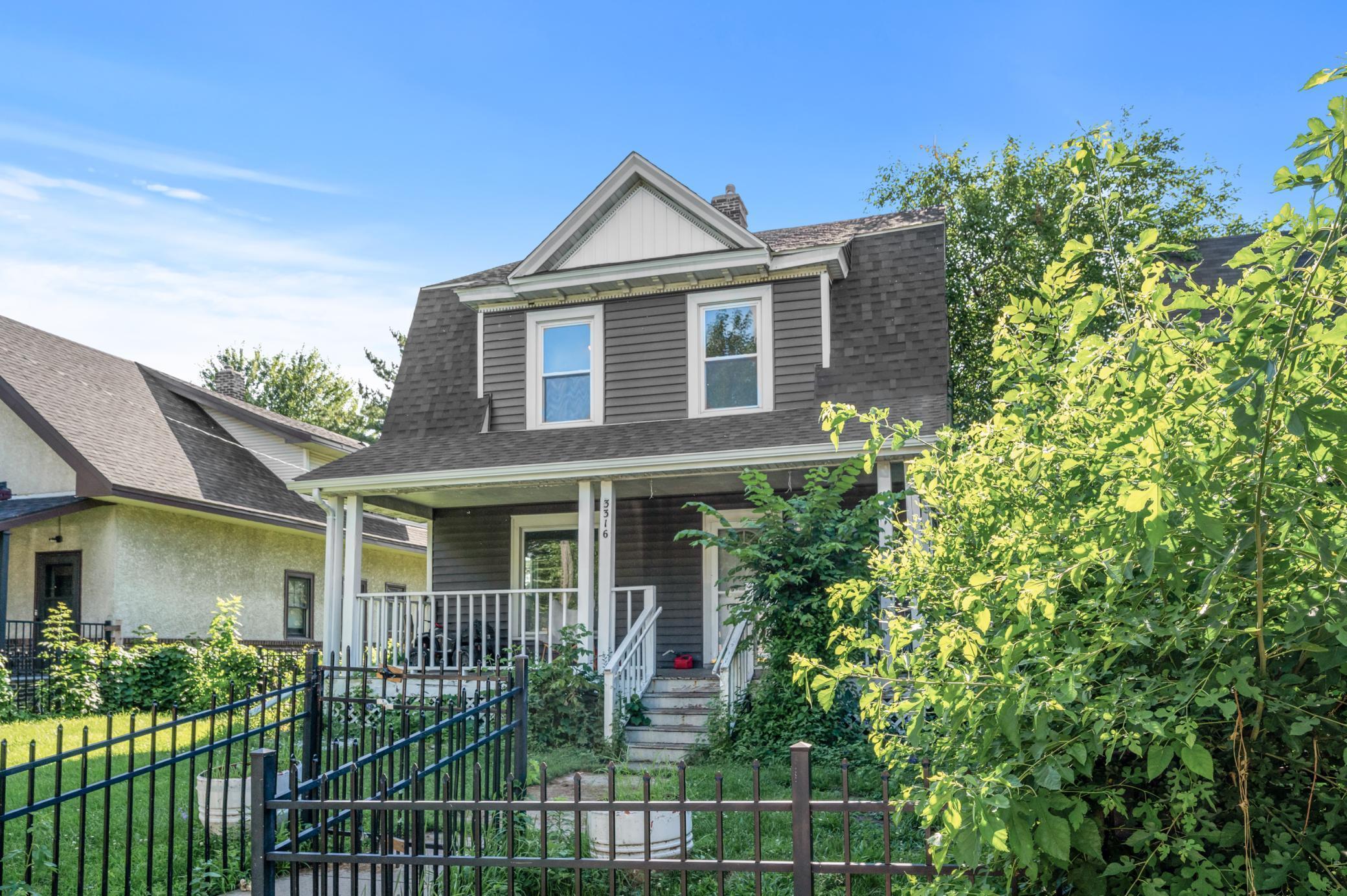 Property Photo: 3316 5th Avenue S MN 55408