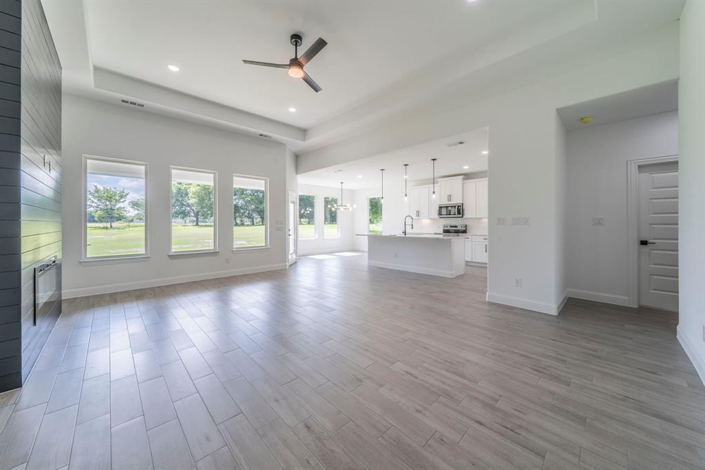 Property Photo: 501 S Main Street TX 75439