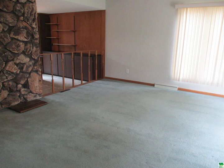 Property Photo: 417 E 18th Street NE 68776