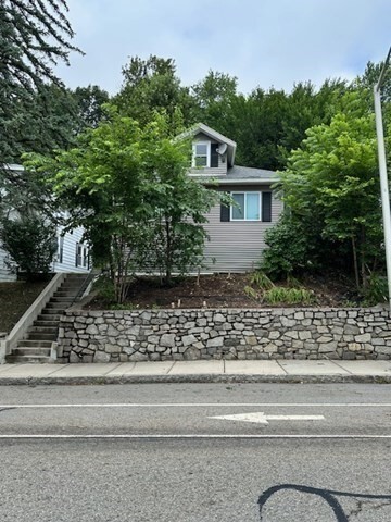 Property Photo:  179 Hamilton St  MA 01604 