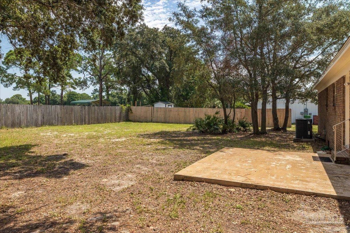 Property Photo: 3326 Maplewood Dr FL 32563
